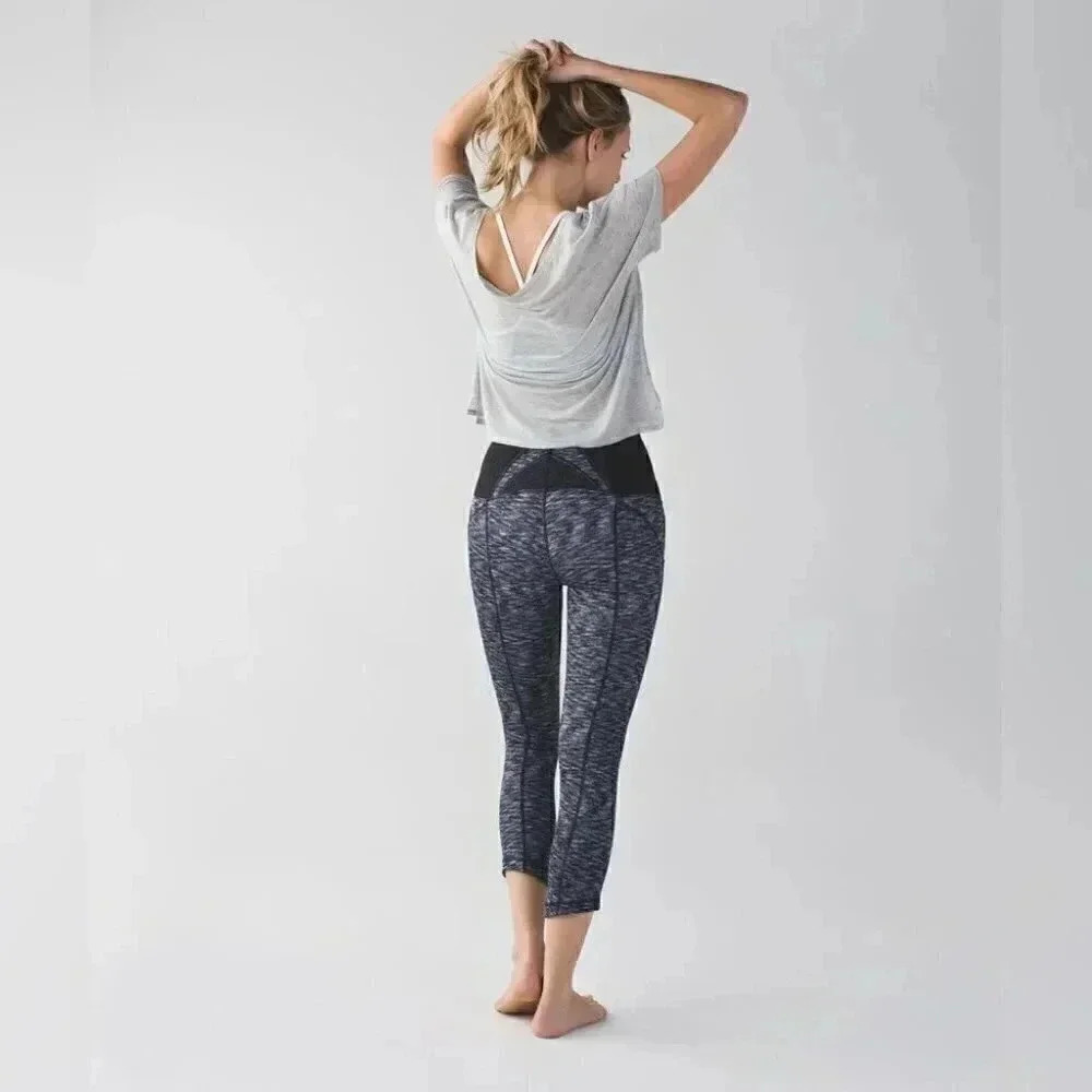 Lululemon Exquisite Crop Dramatic Static White Bl… - image 2